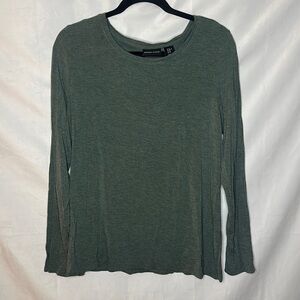 ADRIENNE VITTADINI GREEN LONG SLEEVE (X-Large)